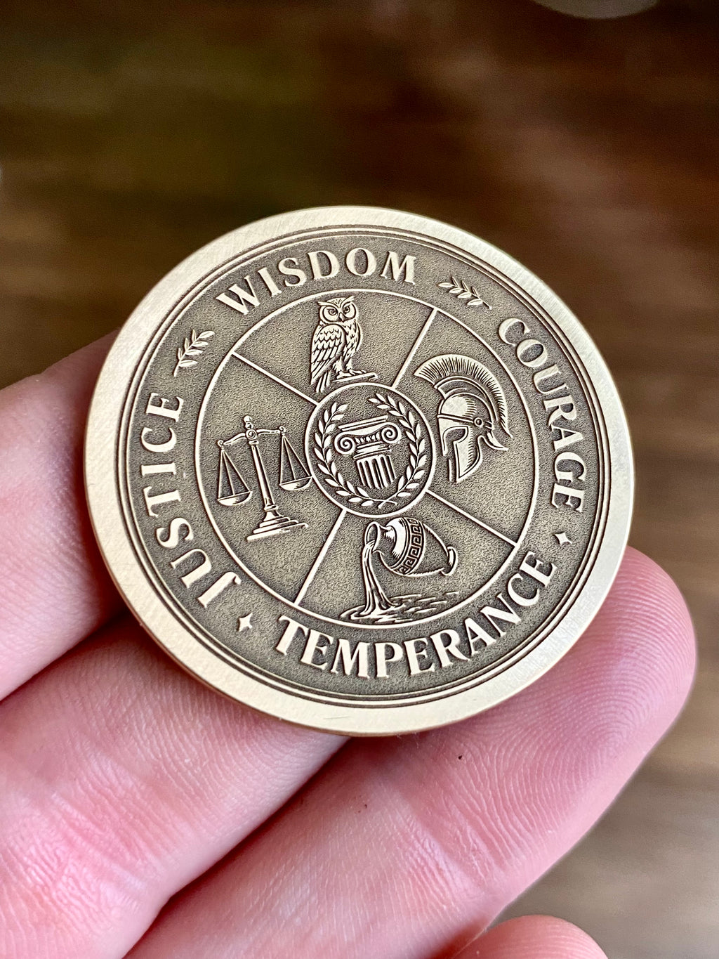 Médaille Signature en Laiton — 40mm | Gravure sur mesure | Atelier ALMARITA